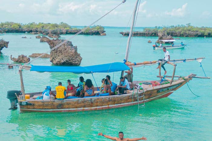 Blue Lagoon & Starfish Beach – Zanzibar